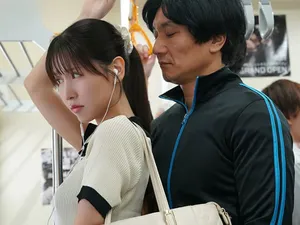 Anh muốn ăn cơm hay "ăn" em?