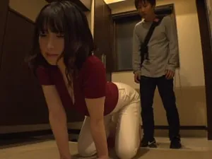 Wow, Ray's blowjob and hardcore sex skills in JAV are simply incredible and fantastic! Horny Japanese tart with smoothly-shaven pussy, Ray, anxiously sates lad with magic suck off before hardcore sex.