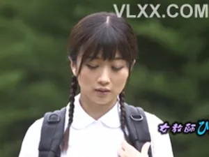 Margot Hairy lại thủ dâm